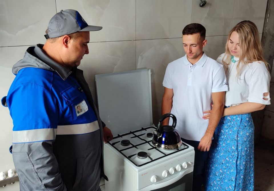 В селе Нежинка Оренбургского района в рамках догазификации к газовым сетям подключено 8,5- тысячное домовладение Оренбургской области В селе Нежинка Оренбургского района в рамках догазификации к газовым сетям подключено 8,5- тысячное домовладение Оренбургской области