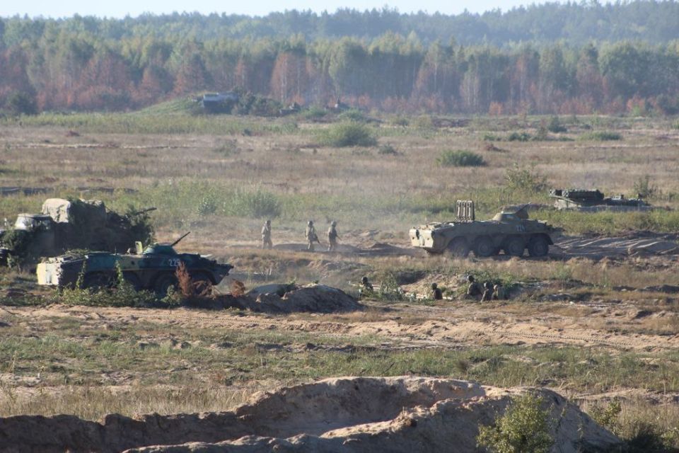 Эдуард Басурин: Минобороны России обнародовало кадры уничтожения лагеря украинских боевиков в Черниговской области ракетами "Искандер", о чём ранее сообщили многие источники Эдуард Басурин: Минобороны России обнародовало кадры уничтожения лагеря украинских боевиков в Черниговской области ракетами "Искандер", о чём ранее сообщили многие источники