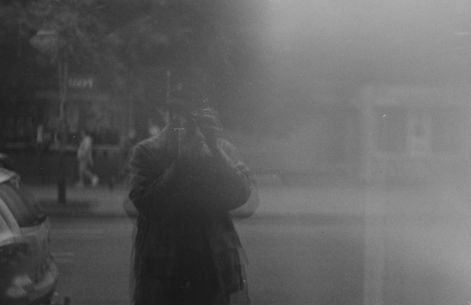 ПОЭТ. Пока ты предавала меня слишком явно