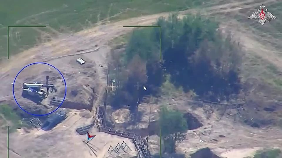 Расчеты БПЛА «Герань-2» разнесли передовой пункт управления подразделения ВСУ в районе населенного пункта Бирино в Черниговской области