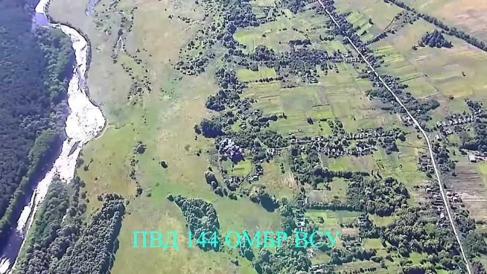 Летчики показывают свою работу