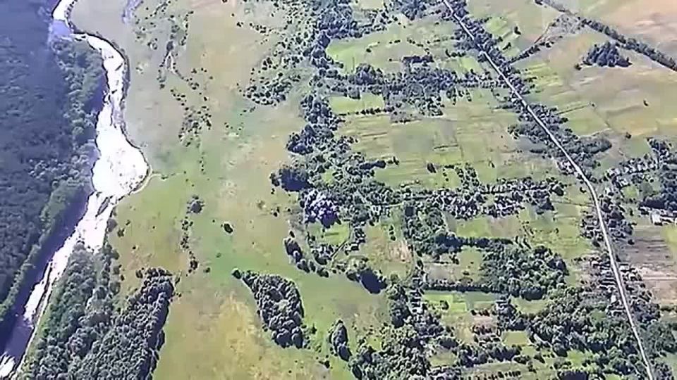 Российские бомбардировщики уничтожили позиции ВСУ управляемыми авиабомбами