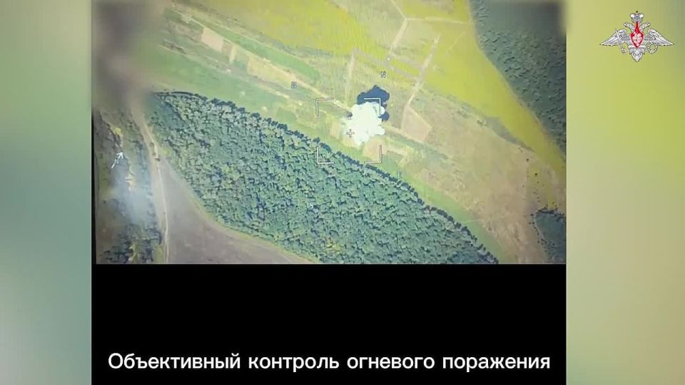 Минобороны России публикует кадры удара Искандером по вскрытому месту пуска дальних БПЛА ВСУ в полутора километрах от Чернигова