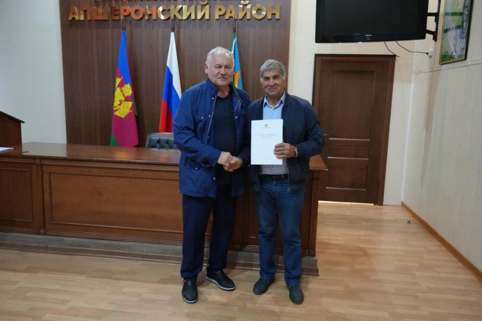 Депутат Государственной Думы России от Сочинского округа Константин Затулин 9 сентября провёл традиционный приём граждан в Апшеронске Депутат Государственной Думы России от Сочинского округа Константин Затулин 9 сентября провёл традиционный приём граждан в Апшеронске