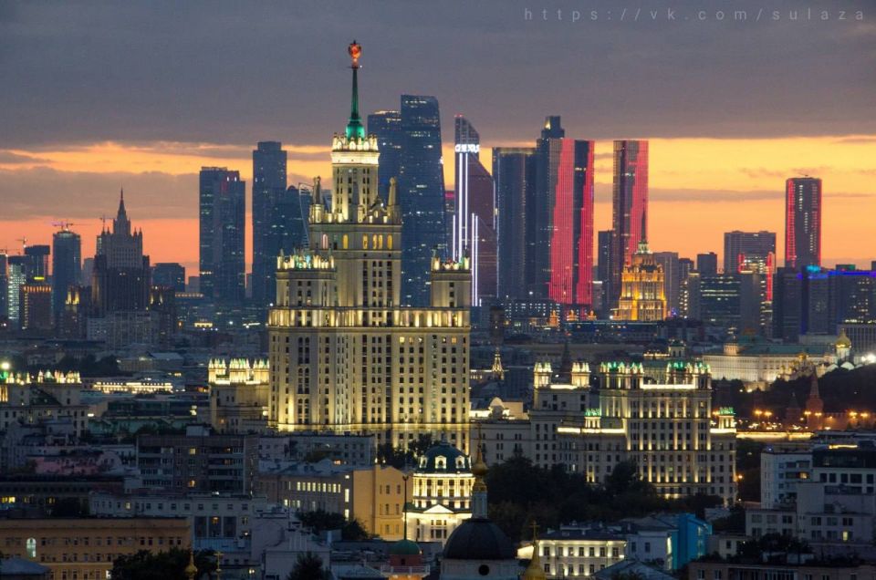 #Москва878. Сегодня мы отмечаем #ДеньМосквы – праздник, объединяющий историю, культуру и традиции нашей страны #Москва878. Сегодня мы отмечаем #ДеньМосквы – праздник, объединяющий историю, культуру и традиции нашей страны