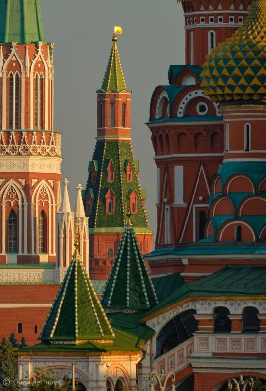 #Москва878. Сегодня мы отмечаем #ДеньМосквы – праздник, объединяющий историю, культуру и традиции нашей страны #Москва878. Сегодня мы отмечаем #ДеньМосквы – праздник, объединяющий историю, культуру и традиции нашей страны