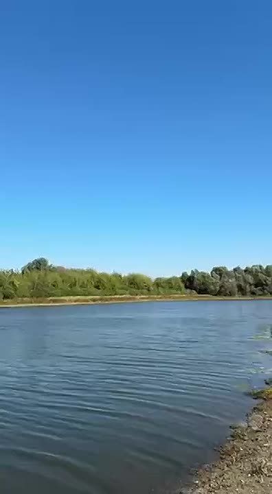 Пролёт реактивного дрона Герань-3 сегодня над Черниговской областью по пути на город Нежин где были атакованы небольшая нефтебаза, и аэродром