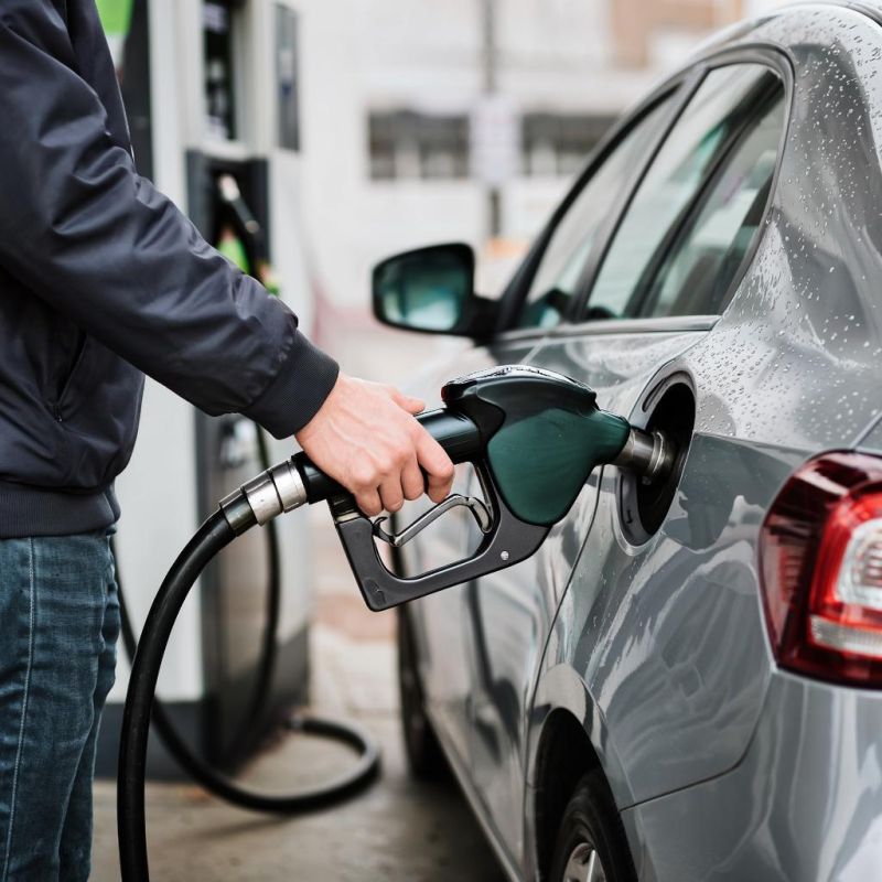 Информационная война и искусственный ажиотаж: Кто «подогревает» ситуацию с бензином в Крыму