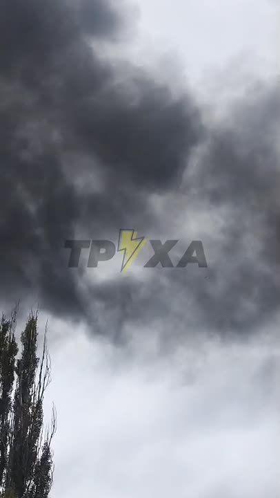 В Чернигове после удара "Гераней" вспыхнуло хранилище ГСМ
