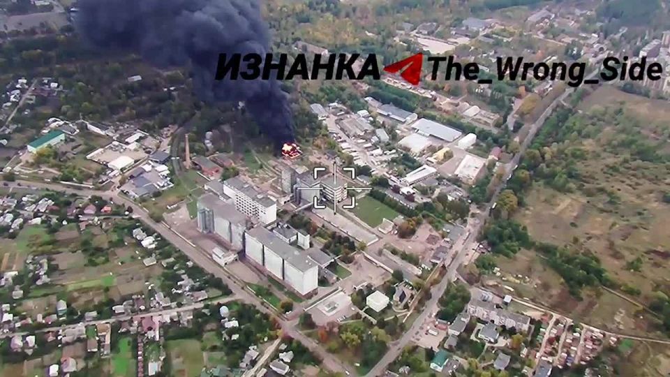 Объективный контроль в хорошем качестве вчерашнего удара по хранилищу ГСМ на территории элеватора ПАО «Млибор» в Чернигове