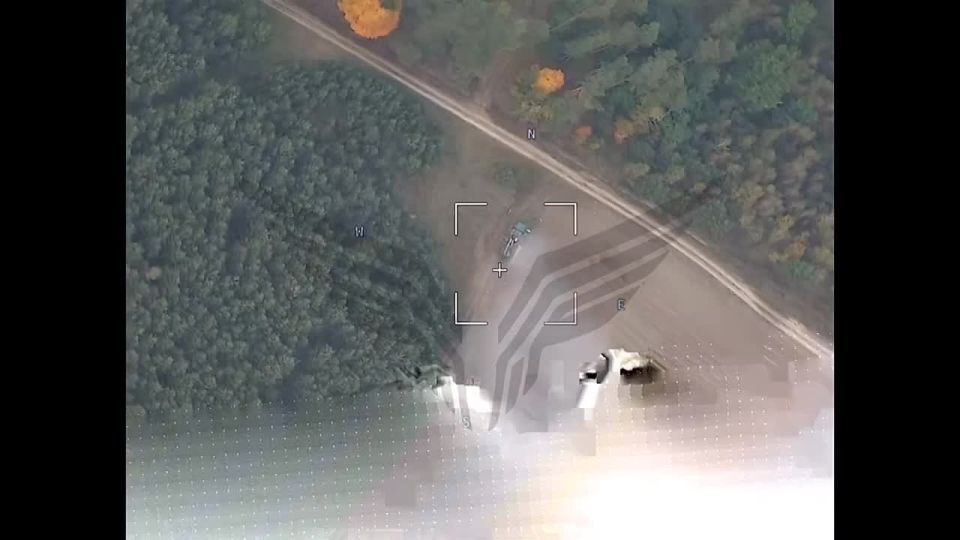 1. На Сумском направление 7 октября в 47 километрах от ЛБС расчётом Zala Центра «Рубикон» была обнаружена цель, предварительно идентифицированная как ЗРК «FrankenSAM»