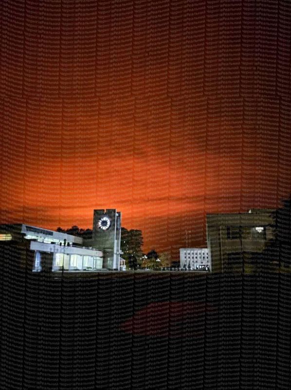 На окраинах Чернигова после прилётов БПЛА возникли пожары На окраинах Чернигова после прилётов БПЛА возникли пожары