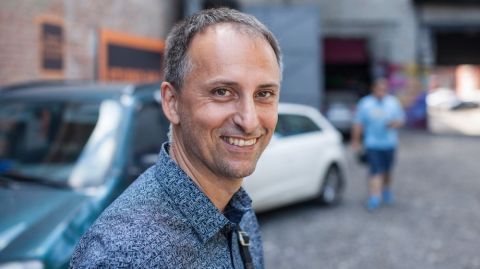 Алексей Стефанов: Репортаж из Пскова: как русская земля принимает депортированного из Латвии 74-летнего пенсионера Григория Еременко