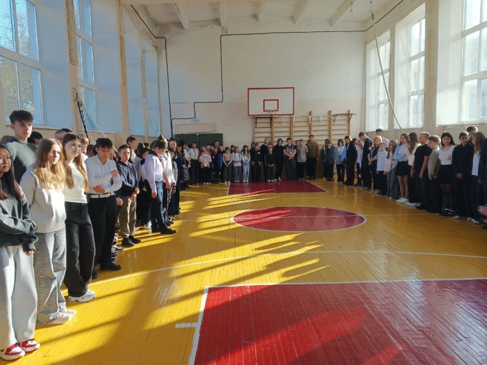 Транспортные полицейские Уссурийска напомнили учащимся о правилах поведения на объектах железнодорожного транспорта Транспортные полицейские Уссурийска напомнили учащимся о правилах поведения на объектах железнодорожного транспорта