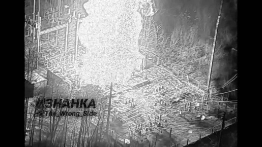 Рвануло!. На кадрах ОК точный прилёт "Герани", уничтоживший электроподстанцию в районе н.п. Хриповка Черниговской области