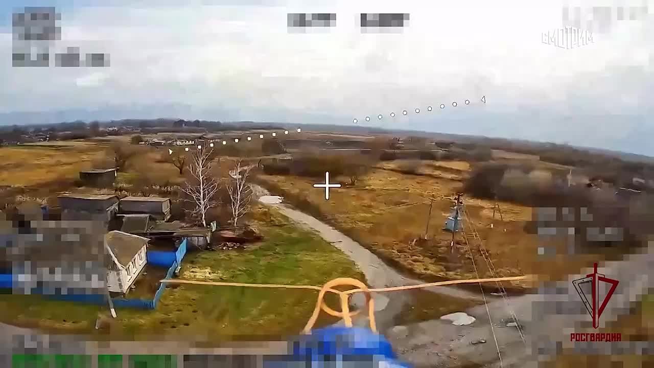 Операторы БПЛА Росгвардии уничтожили на черниговском направлении электротрансформатор ВСУ, который снабжал энергией опорные пункты противника