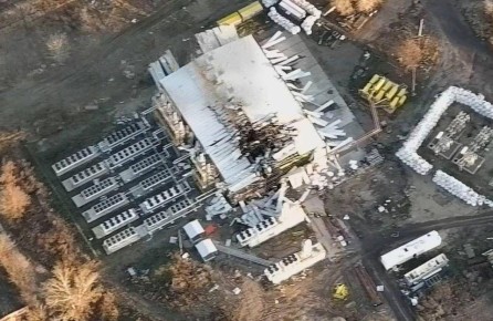 Сергей Мардан: Потужная дыра в крыше машинного зала Черниговский ТЭС после удачного удара «Герани-2»