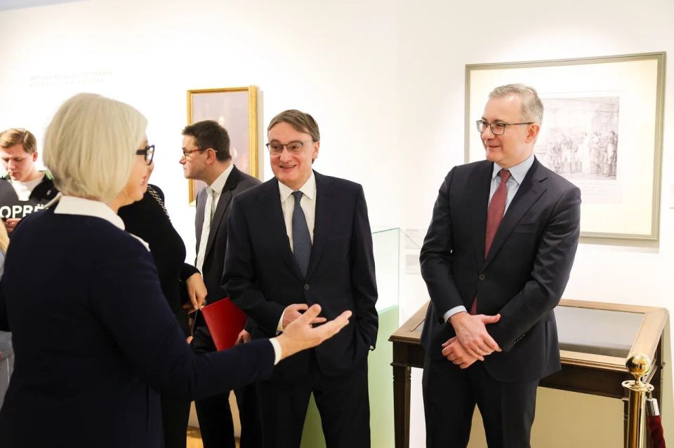 15 ������� �� ���������� �������������� ����� ������������� ��������� � ������ ���������� ������������� �������� ��������� �������� ���������� ������� �.�.��������� (1725-1811) � �������� �� ������ 300-����� �� ��� ���...