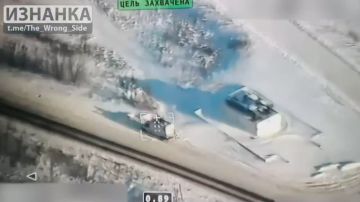 Российские военные уничтожили дроном-камикадзе "Ланцет" станцию РЭБ "Нота" ВСУ в Черниговской области, видео Telegram-канала "Изнанка"