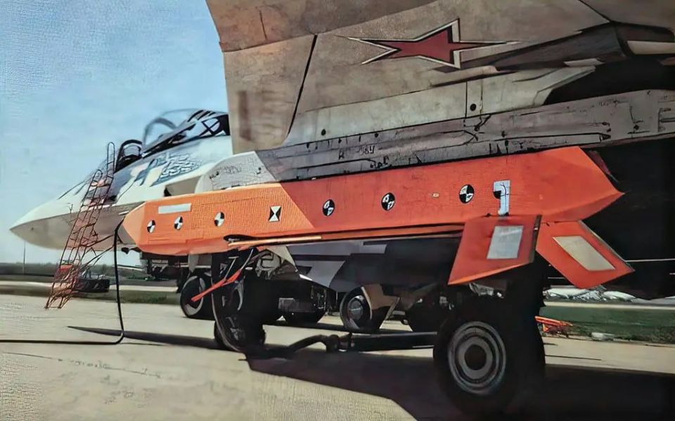 Александр Коц: По «химарю» врезали «Монохромом»? Александр Коц: По «химарю» врезали «Монохромом»?