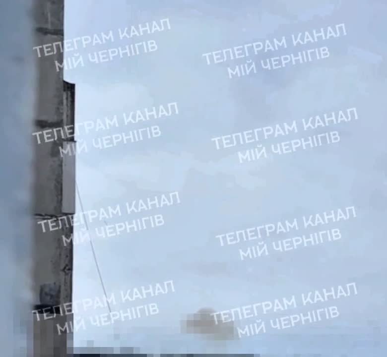 Жители Чернигова сообщают о взрыве в городе