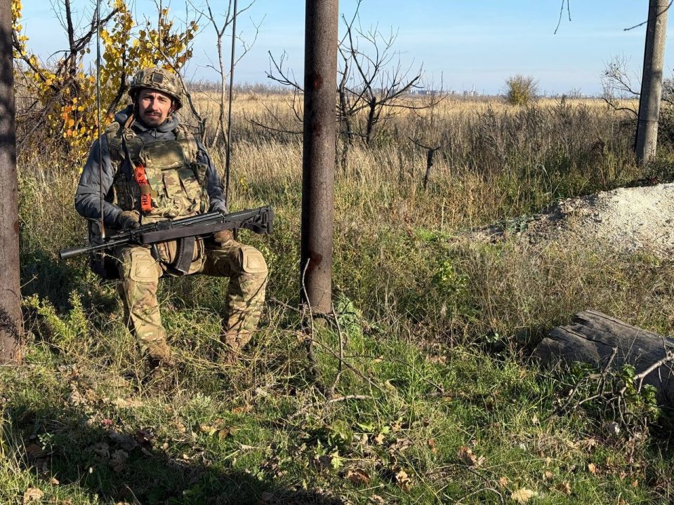 Уходят лучшие: Велес - один из командиров спецназа «тважных» Уходят лучшие: Велес - один из командиров спецназа «тважных»