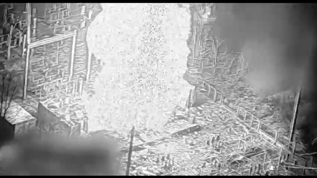 Удар реактивных "Гераней-4" по энергетической инфраструктуре у города Городня Черниговской области Удар реактивных "Гераней-4" по энергетической инфраструктуре у города Городня Черниговской области