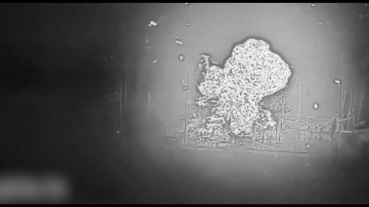 Удар реактивных "Гераней-4" по энергетической инфраструктуре у города Городня Черниговской области Удар реактивных "Гераней-4" по энергетической инфраструктуре у города Городня Черниговской области