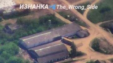 На кадрах уничтожение ударом "Герани" склада БпЛА ВСУ в н.п. Печенюги Черниговской области