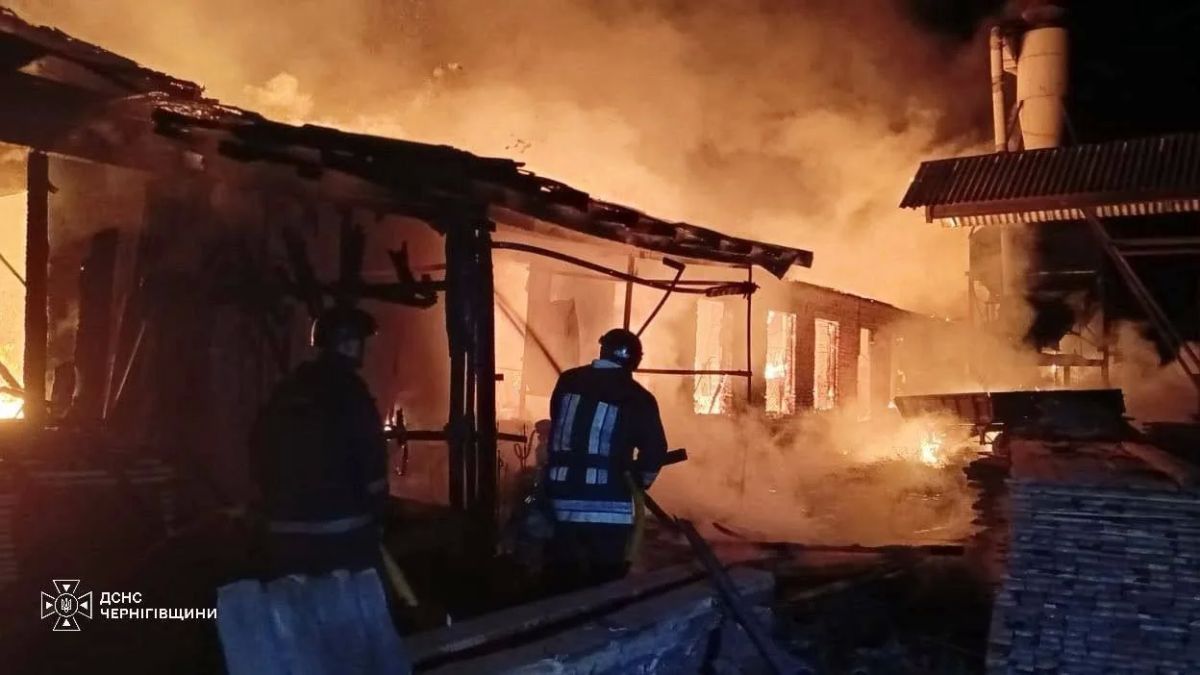 Олег Царёв: ВС РФ ночью нанесли комбинированные удары по военным объектам в 6 областях Украины Олег Царёв: ВС РФ ночью нанесли комбинированные удары по военным объектам в 6 областях Украины
