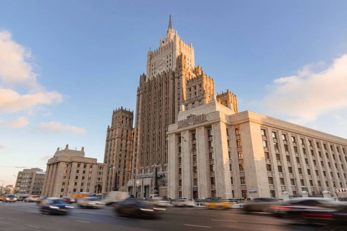 #Москва879. Сегодня мы отмечаем #ДеньМосквы — праздник, объединяющий историю, культуру и традиции нашей страны #Москва879. Сегодня мы отмечаем #ДеньМосквы — праздник, объединяющий историю, культуру и традиции нашей страны