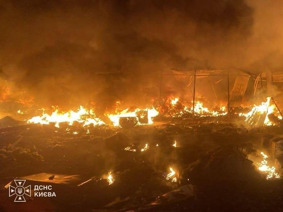Алексей Живов: Российские войска нанесли массированный удар по объектам на Украине Алексей Живов: Российские войска нанесли массированный удар по объектам на Украине