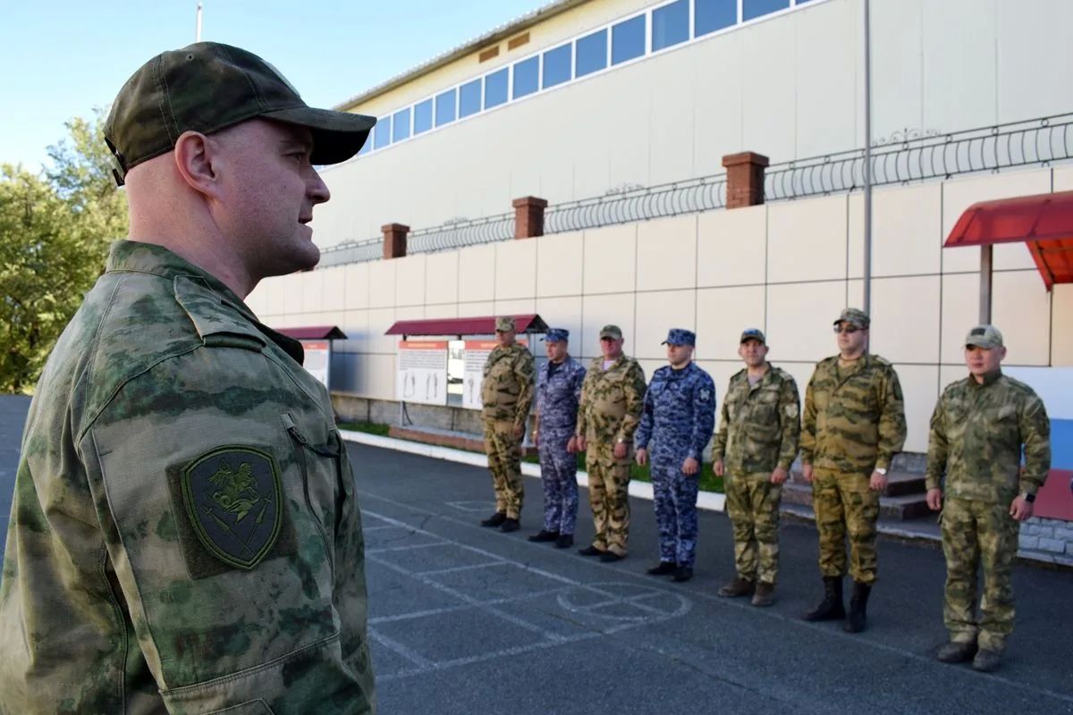 Во Владивостоке состоялся учебно-методический сбор представителей службы артиллерийского вооружения Восточного округа Росгвардии Во Владивостоке состоялся учебно-методический сбор представителей службы артиллерийского вооружения Восточного округа Росгвардии