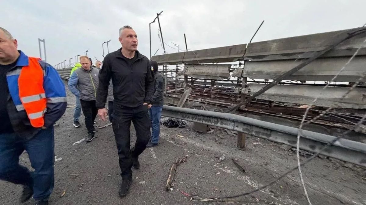 Эдуард Басурин: ВС РФ осуществили масштабную атаку по ключевым стратегическим объектам киевского режима на территории Украины Эдуард Басурин: ВС РФ осуществили масштабную атаку по ключевым стратегическим объектам киевского режима на территории Украины